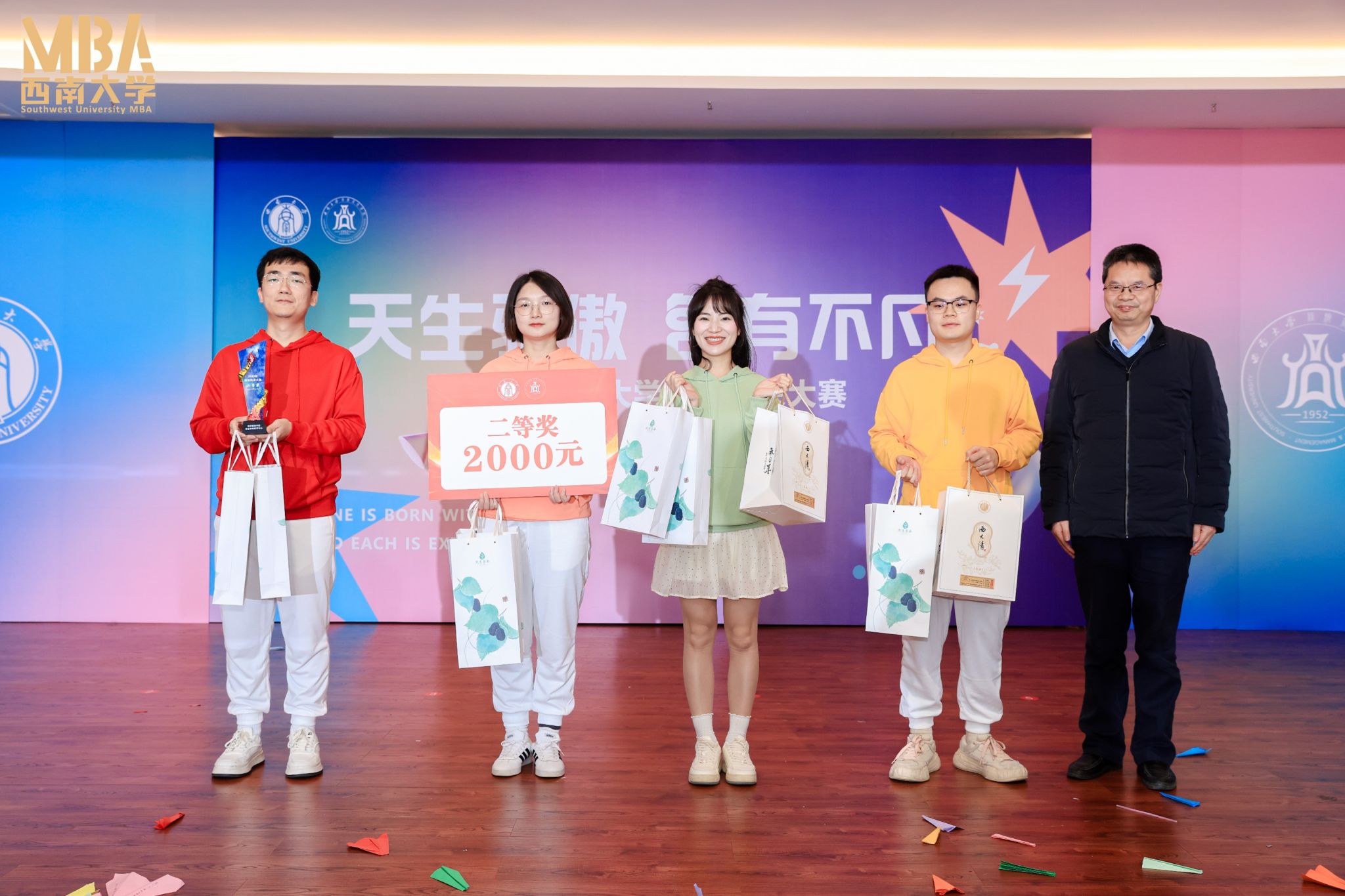 文件名称:KEE8223.jpg原图大小:3.27MB